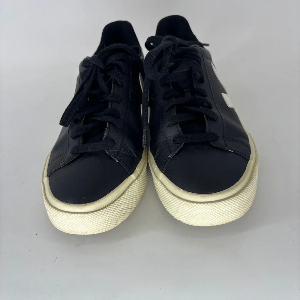 Veja Black and White Leather Campo Low profile Women's Sneakers - Picture 5 of 8